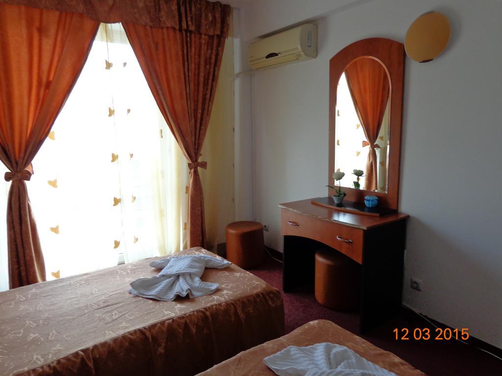 Hotel Cygnus Тулча Номер фото