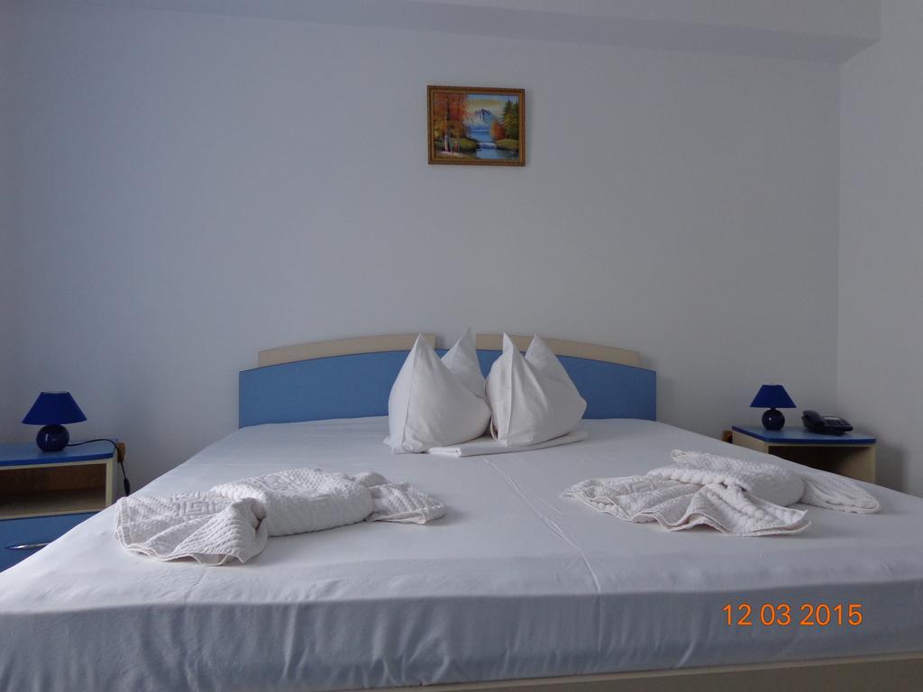 Hotel Cygnus Тулча Номер фото